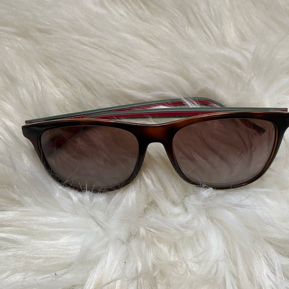 Gucci sunglasses - Picture 2 of 6